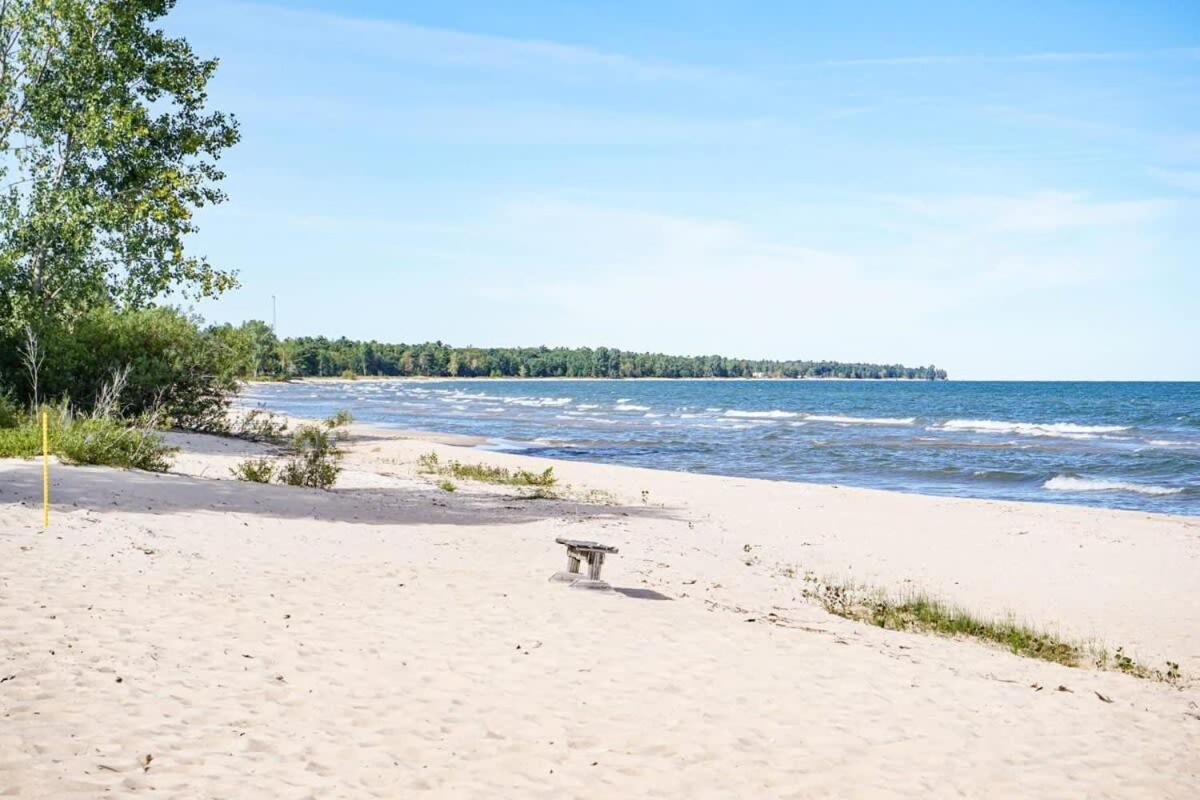 Beach Club Of Oscoda - The Lakeshore Cottage المظهر الخارجي الصورة